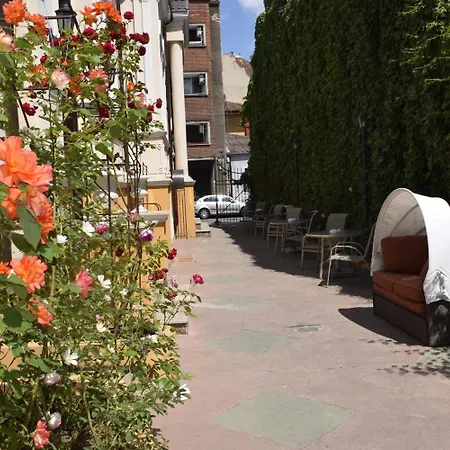 Michelangelo Hotel 3*