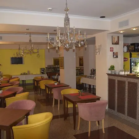 미켈란젤로 3* 부쿠레슈티