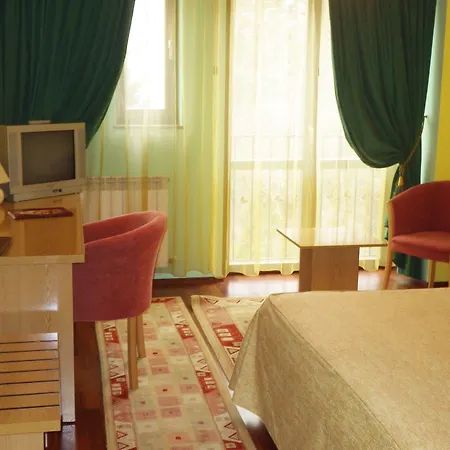 미켈란젤로 호텔 3*