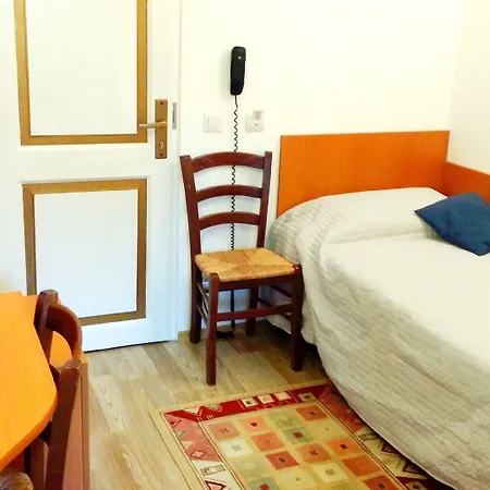 Michelangelo Hotel 3*