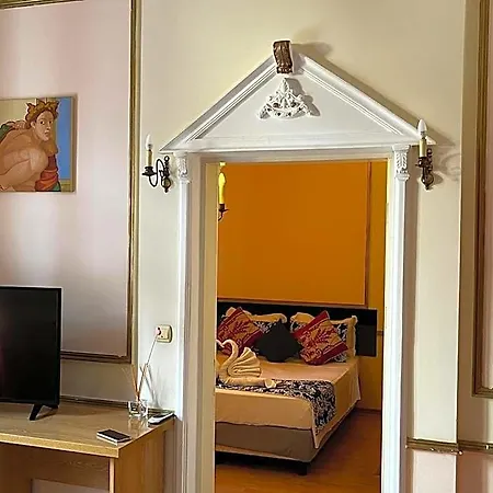 Michelangelo Hotel 3*