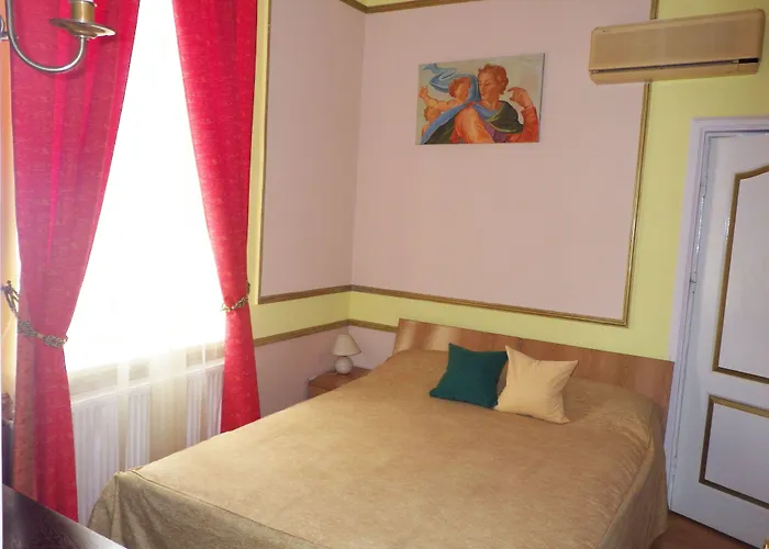 Michelangelo Bucarest