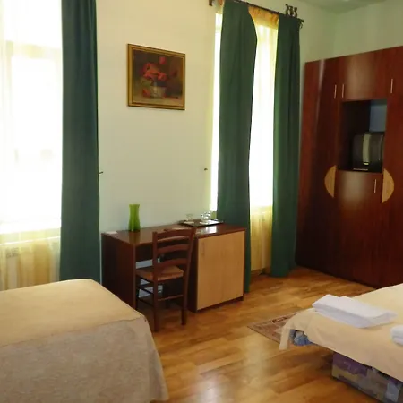 ミケランジェロ 3*